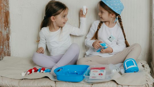 Psycholog: reagowania na niebezpieczne sytuacje trzeba uczyć już w szkole