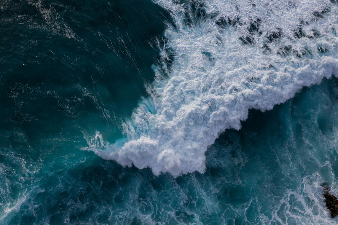 Ekspert: tsunami przemieszcza się zwykle z prędkością co najmniej 800 km/h